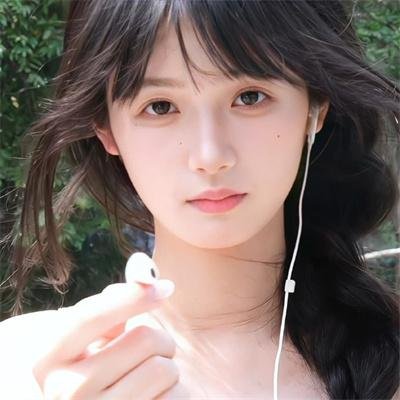 枝头凤